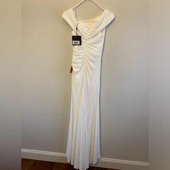 Ieena for Mac Duggal Foldover Off-the-Shoulder Slit Gown - Picture 6 of 10